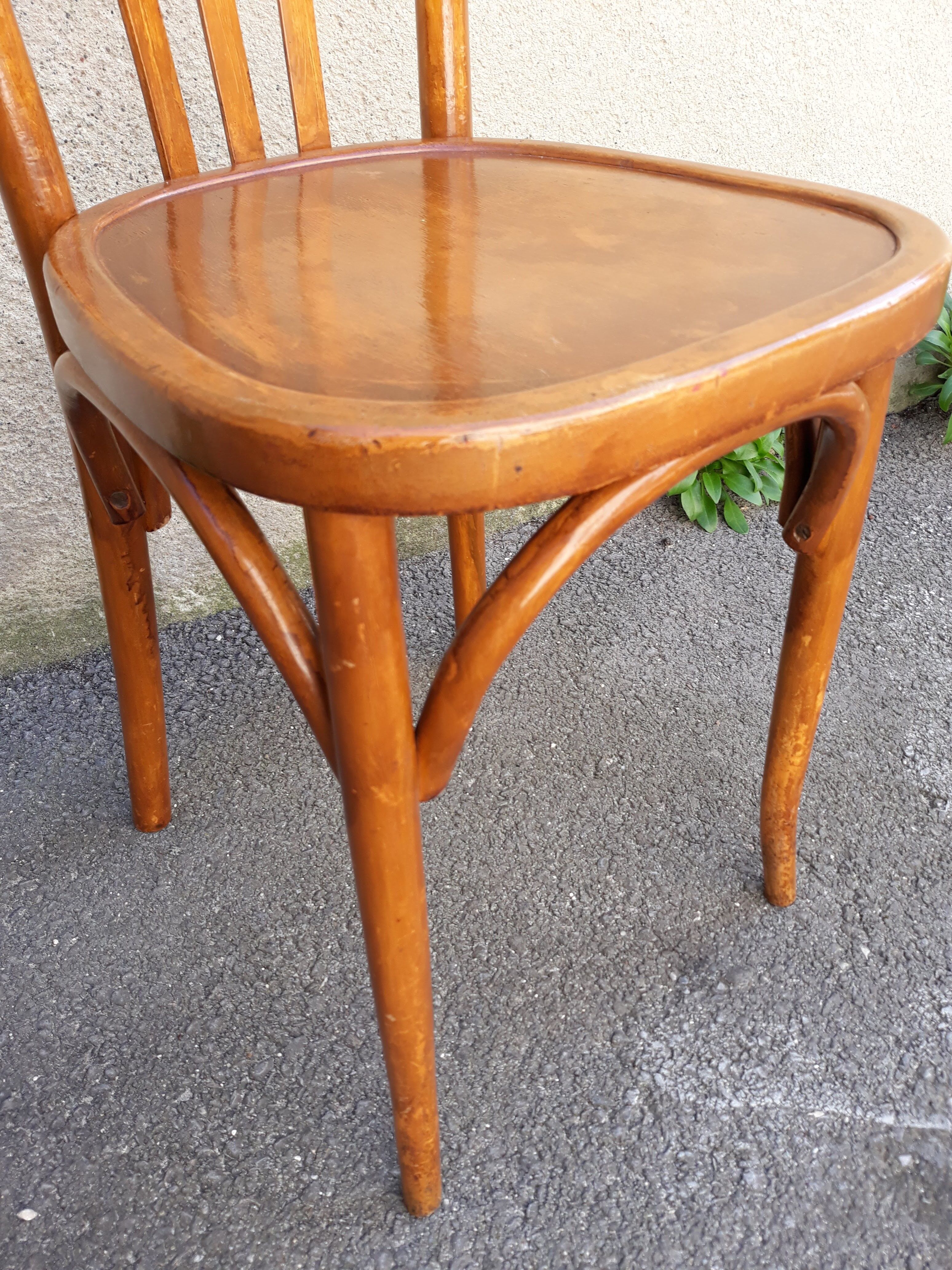 Bistro chair