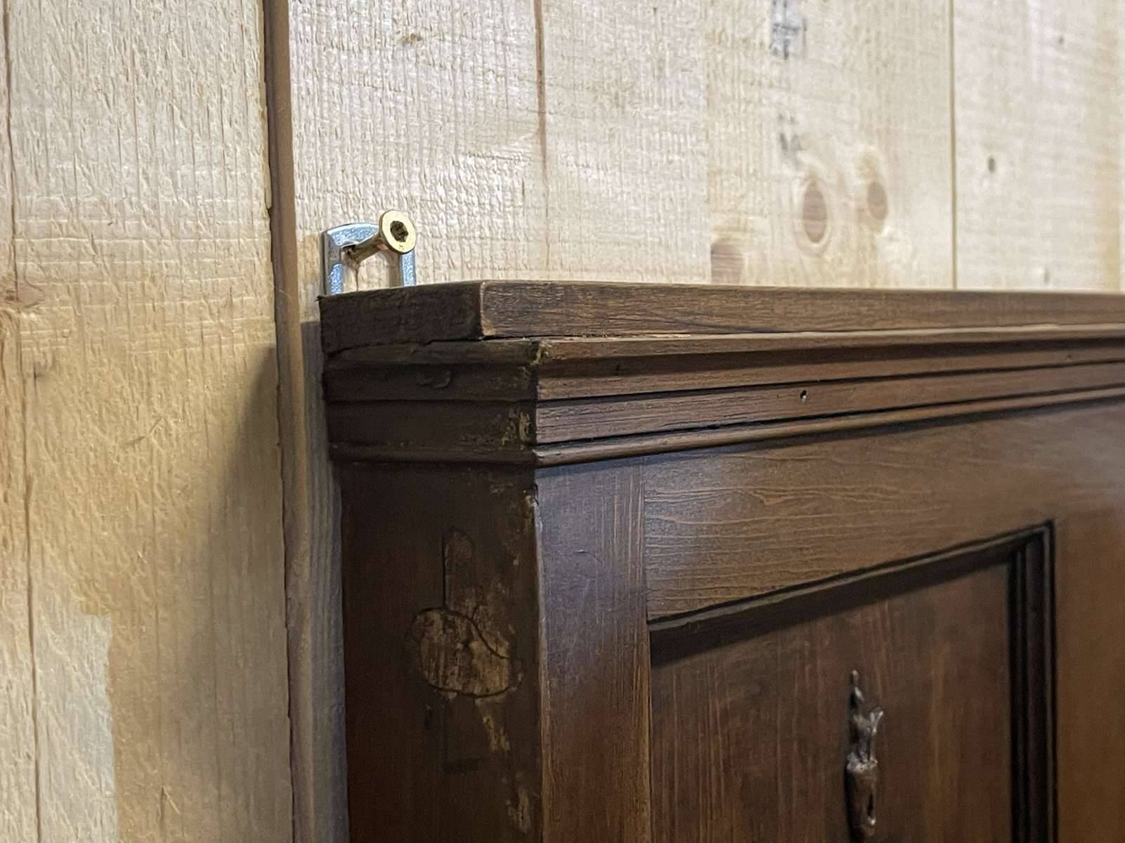 Oak mirror from the early 20th century.