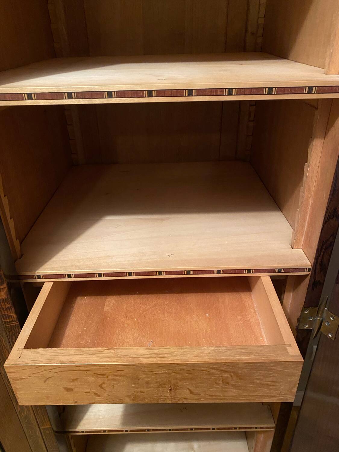 Art Deco bedroom set in walnut burl and marble