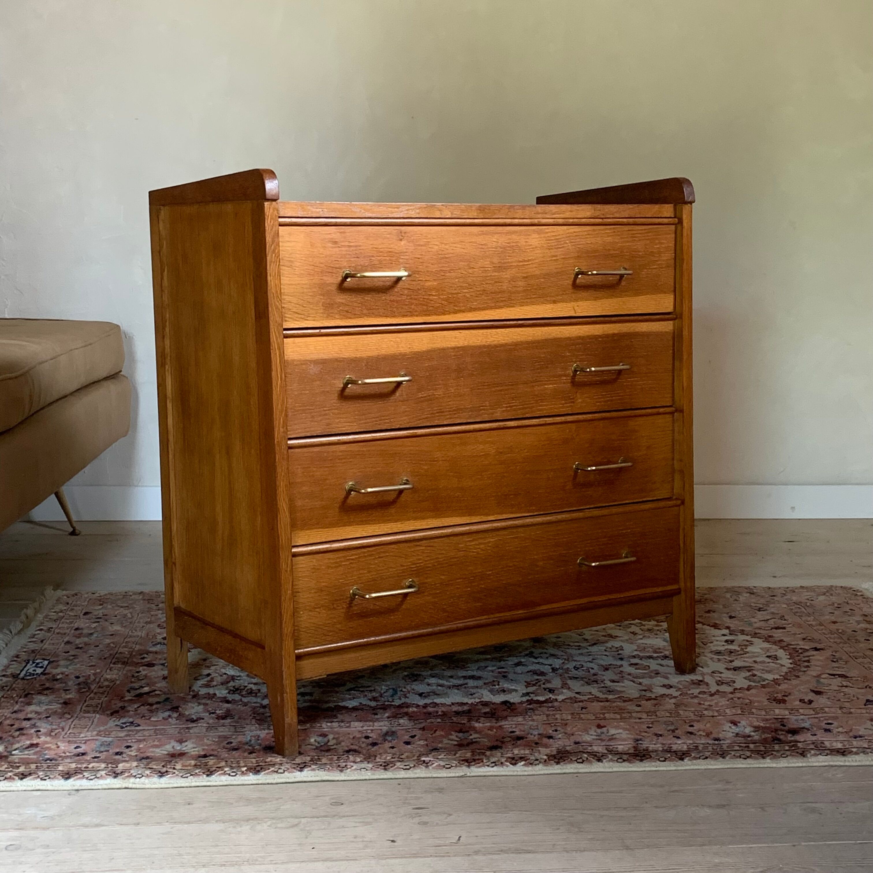 Commode vintage en chêne