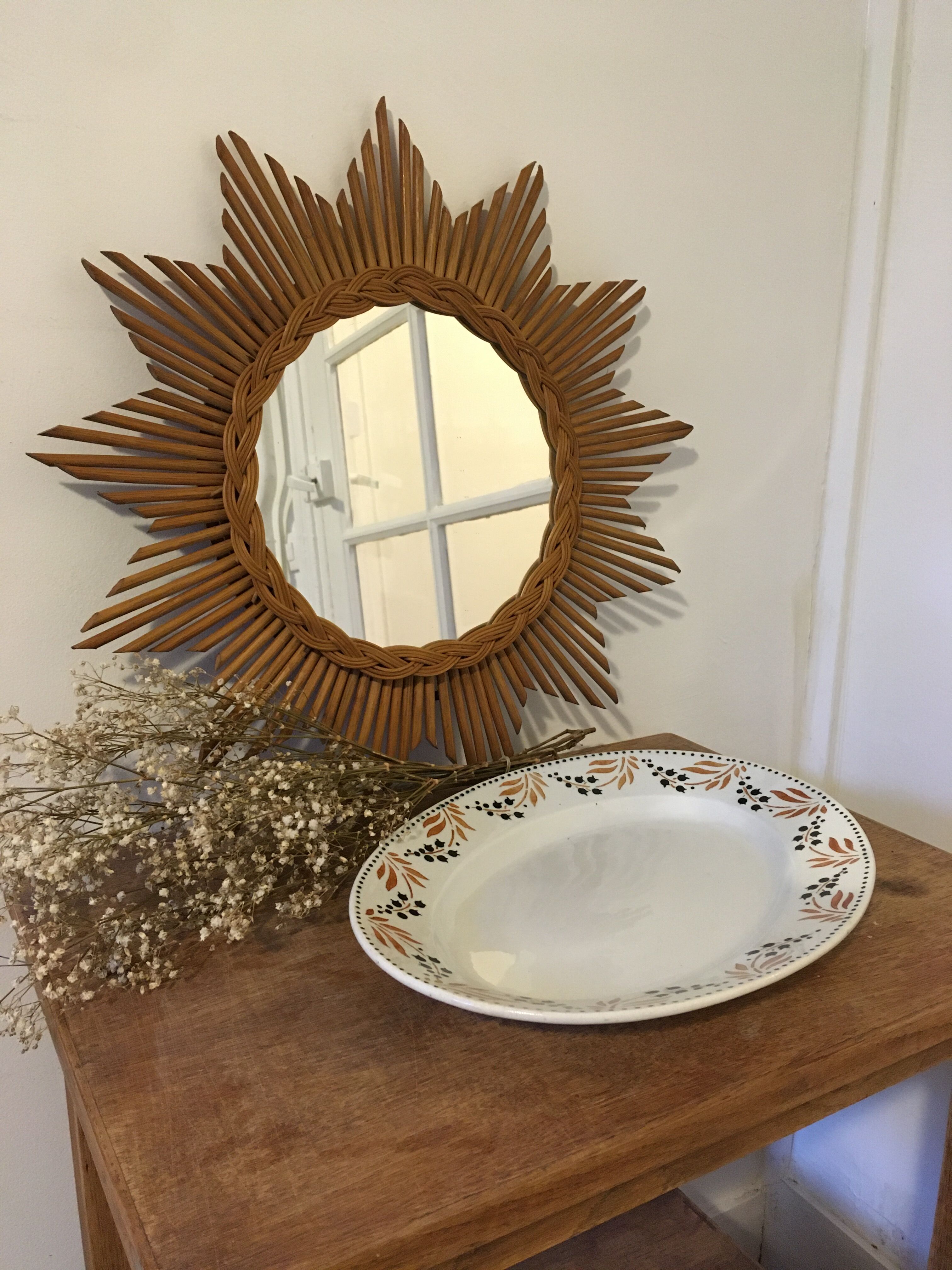 Oval dish in opaque porcelain from Gien