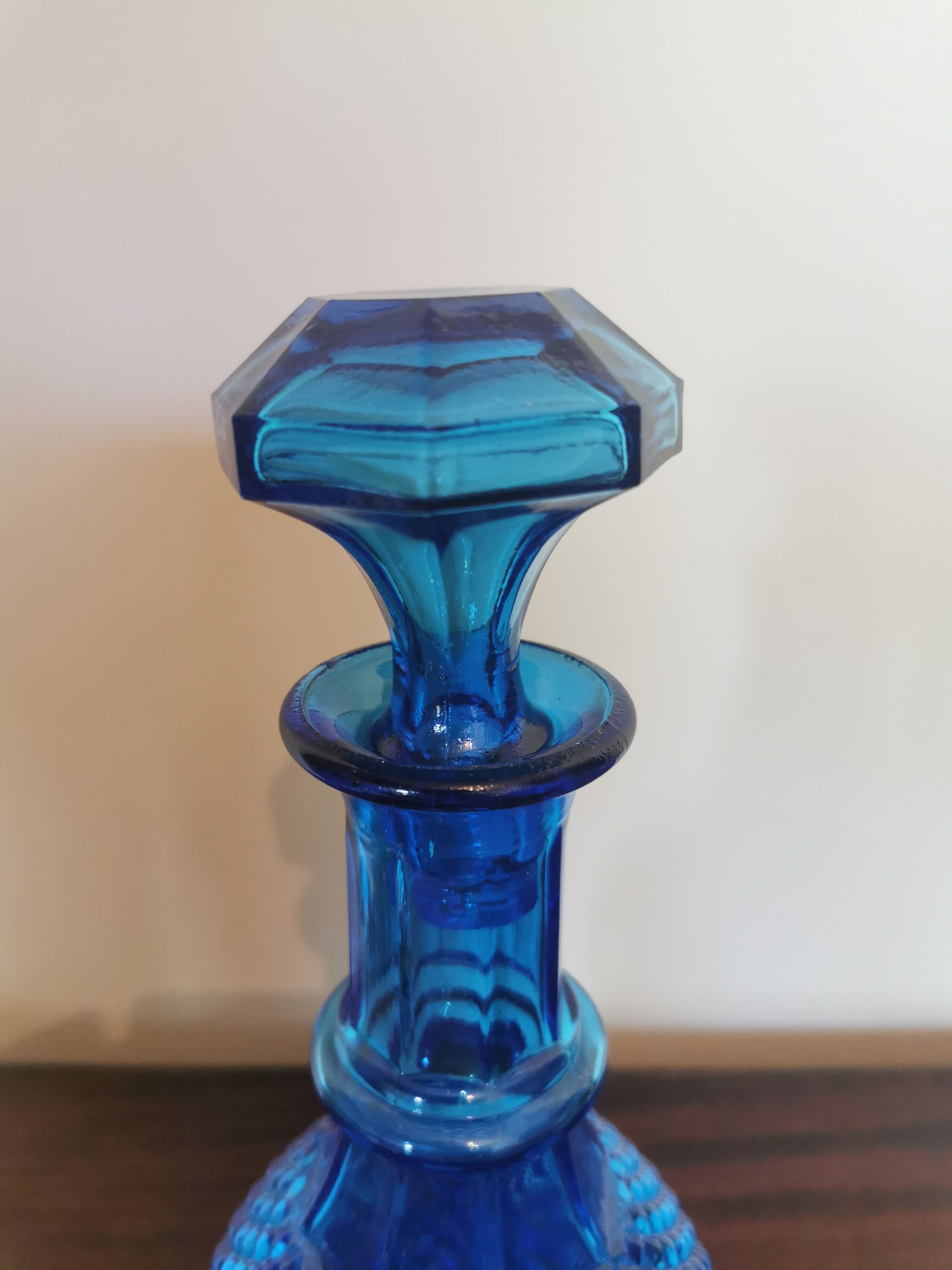Decanter blue diamond tip "Casa Lopez"