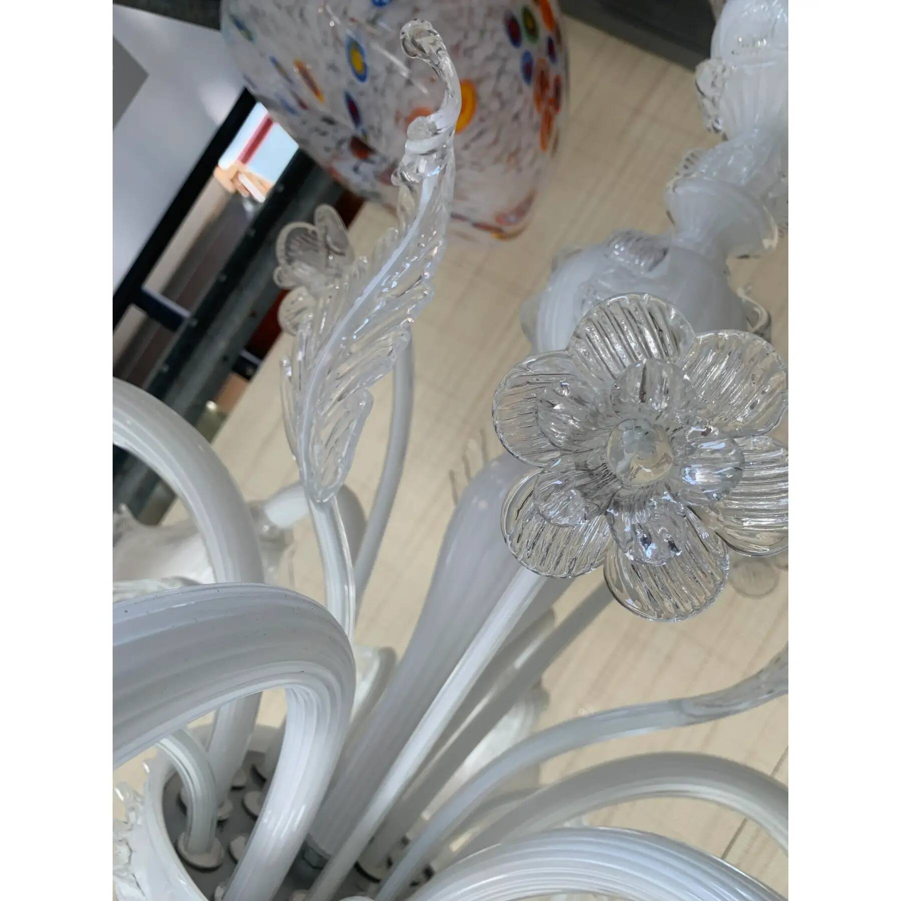 Transparent and milky-white Murano-style Venetian glass chandelier with flo