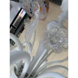 Transparent and milky-white Murano-style Venetian glass chandelier with flo