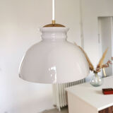 Opaline dome suspension