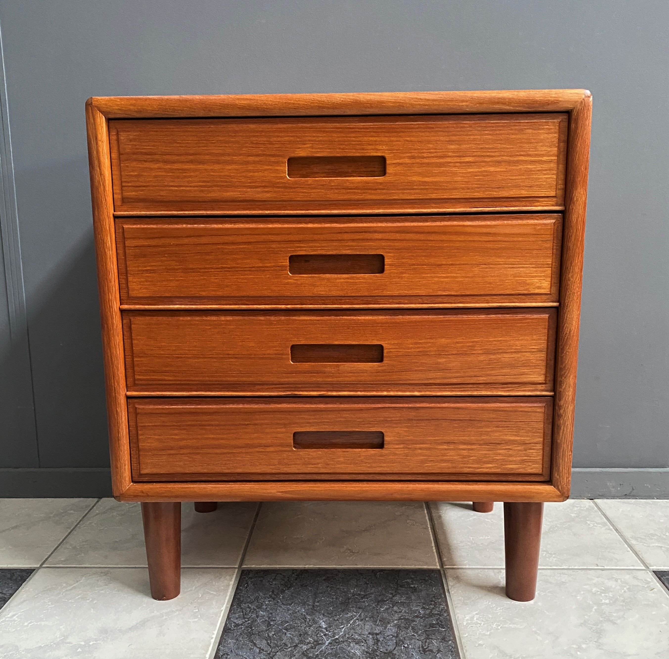 Teak chest of drawers Danish 1960s