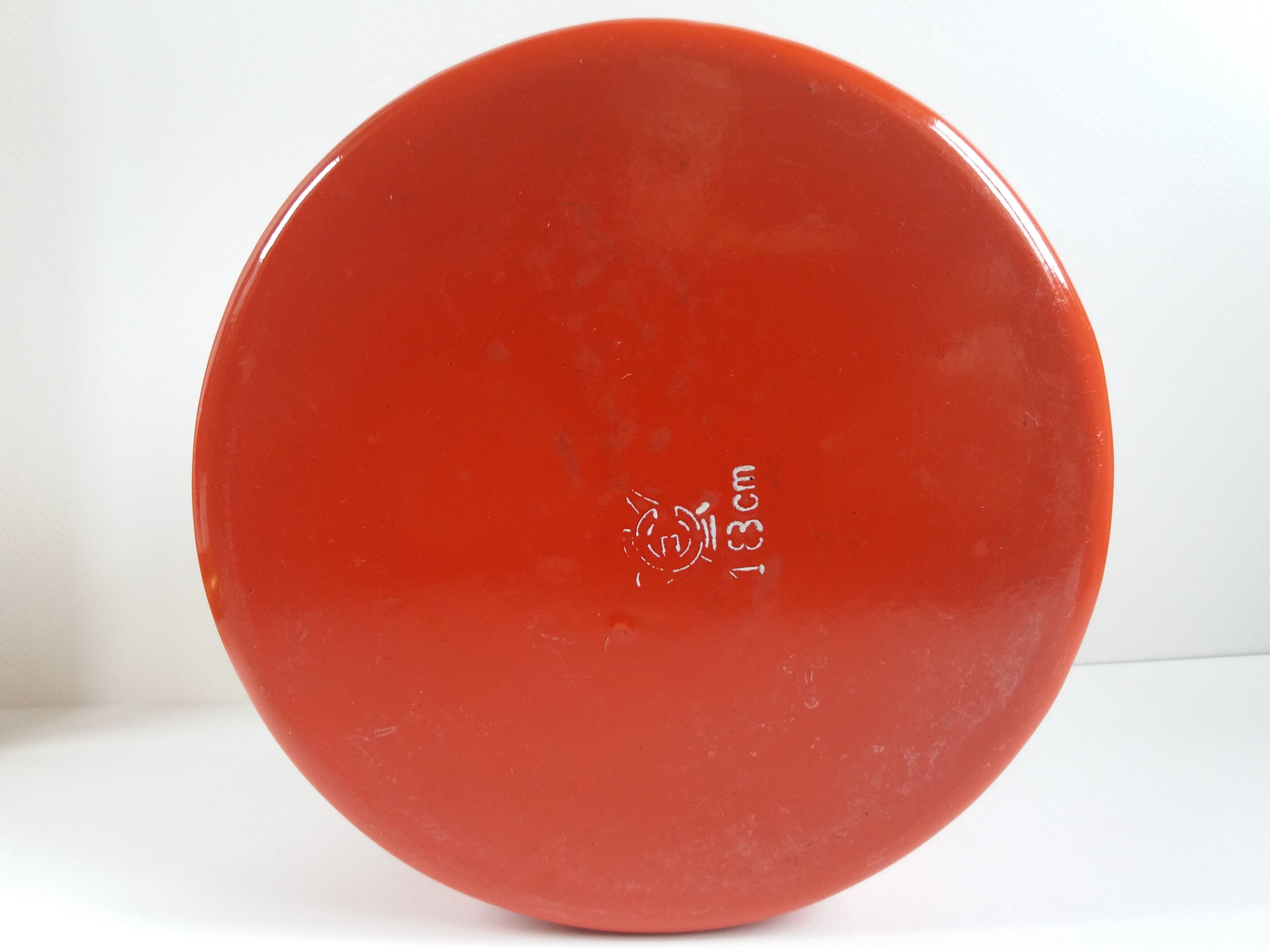 Red enamelled kettle