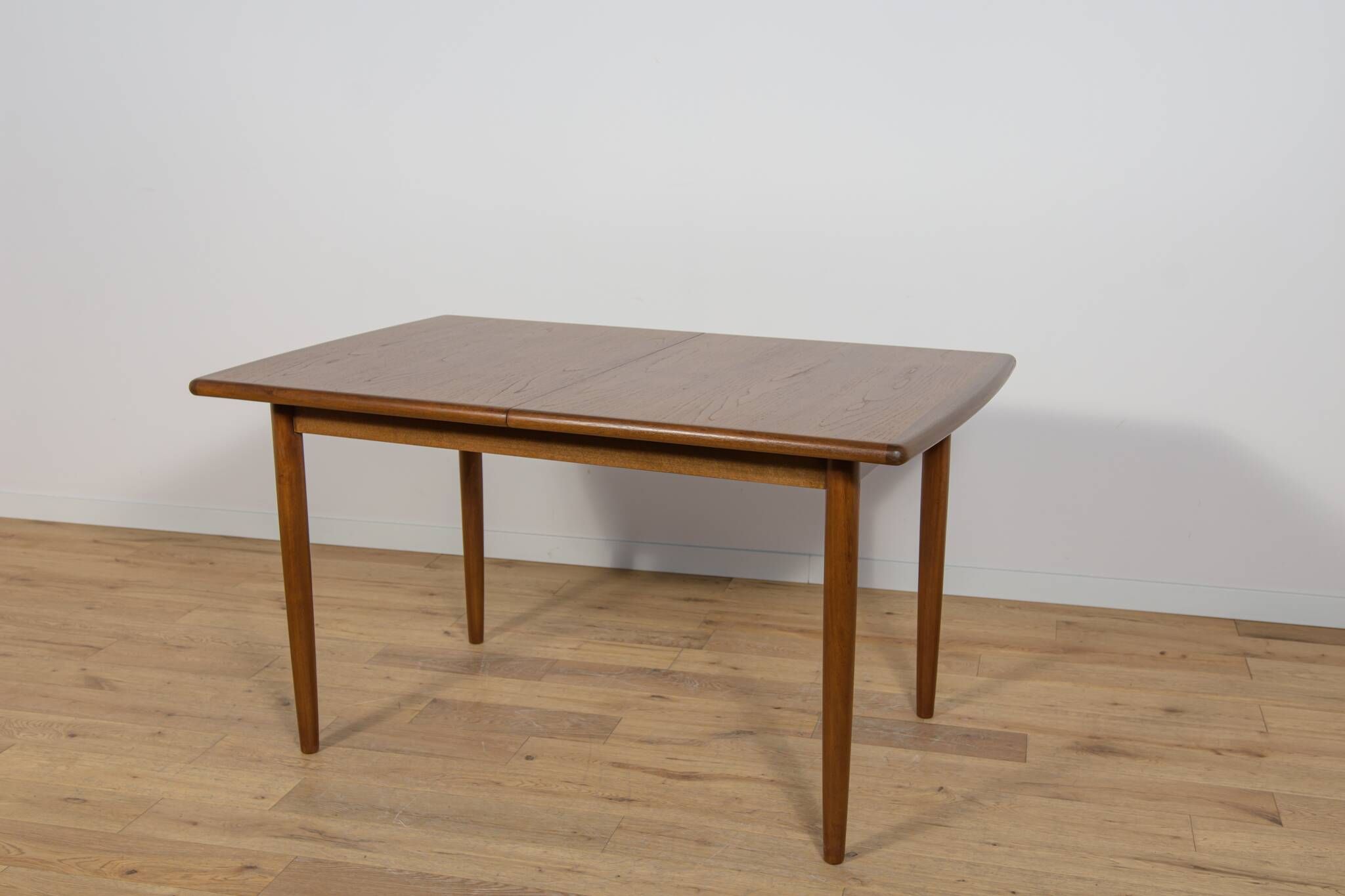 Table à manger rectangulaire extensible du milieu du siècle de Meredew, Royaume-Uni