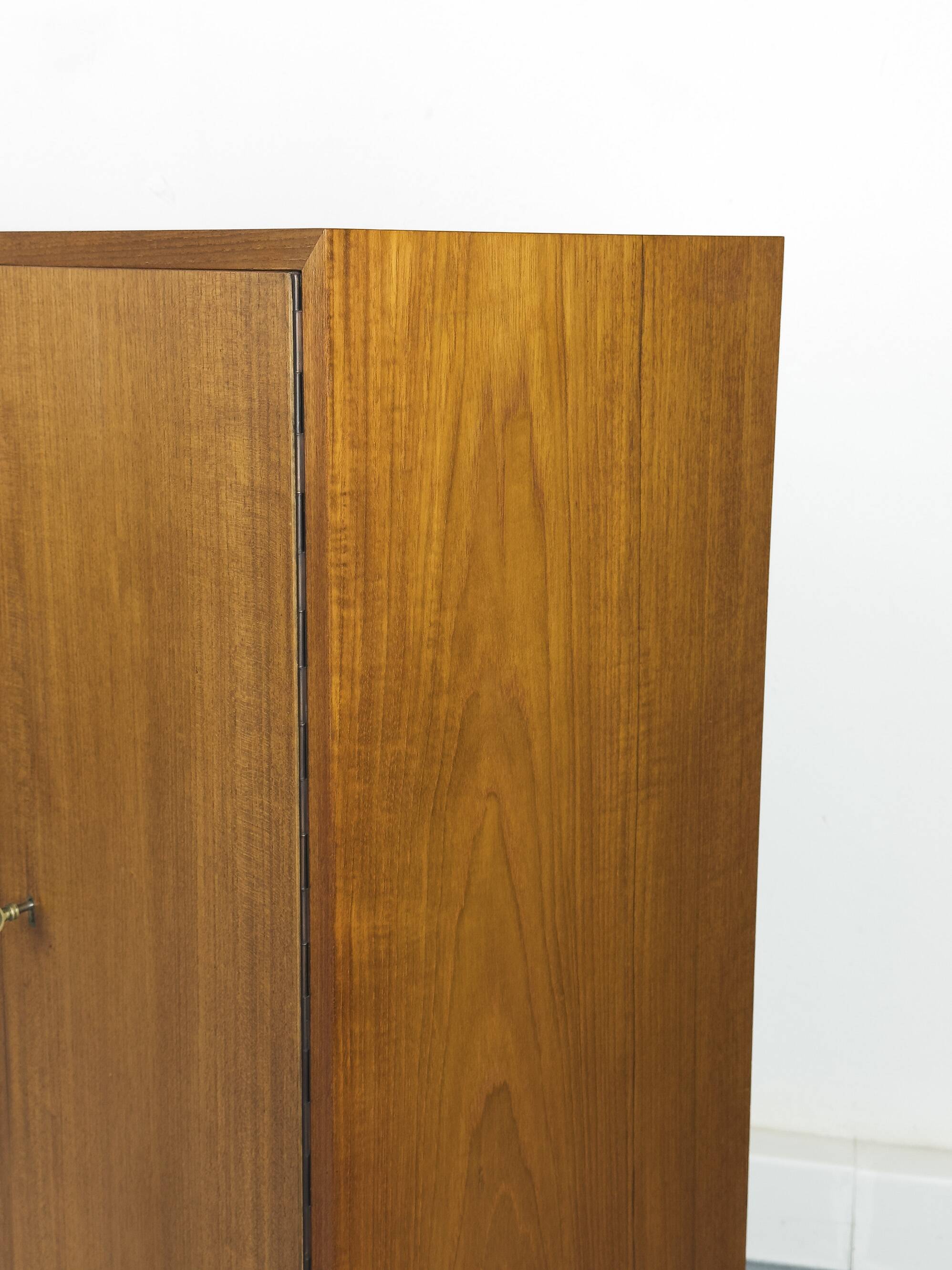 Mid-Century Teak Cabinets from Idee Möbel, 1960s, Set of 2