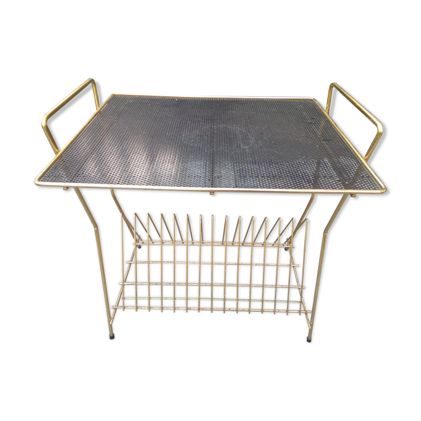 table d'appoint porte disques vinyles, laiton , grillage perforé 1960