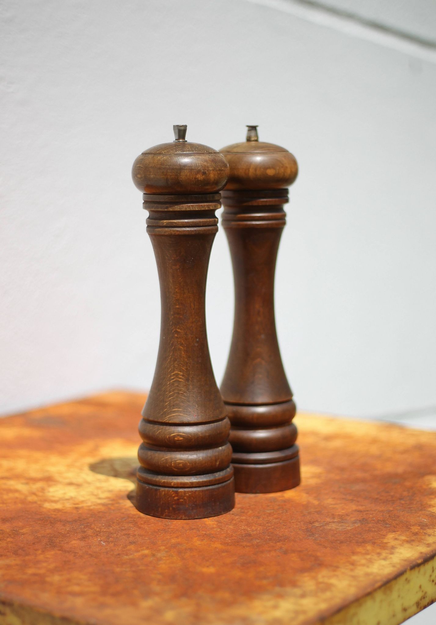 Marlux large model salt and pepper shaker, vintage wooden pepper mill and salt shaker