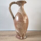 Speckled sandstone pitcher