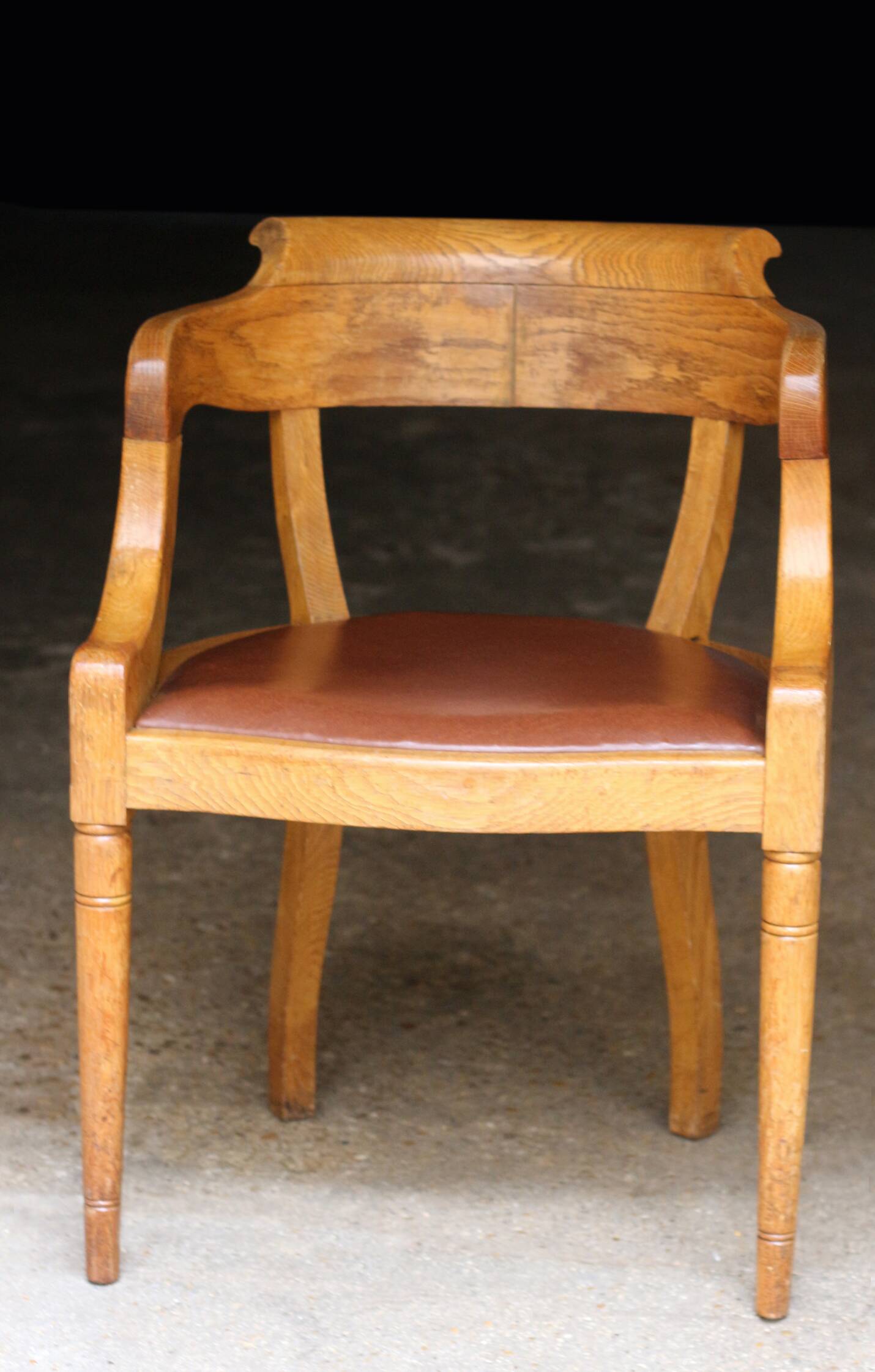 Restoration armchair of the national collections