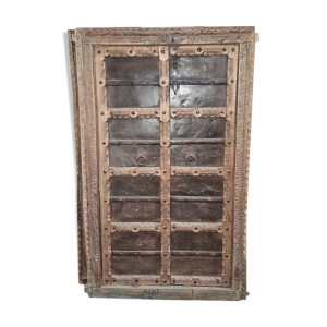Porte ancienne en bois avec cadre