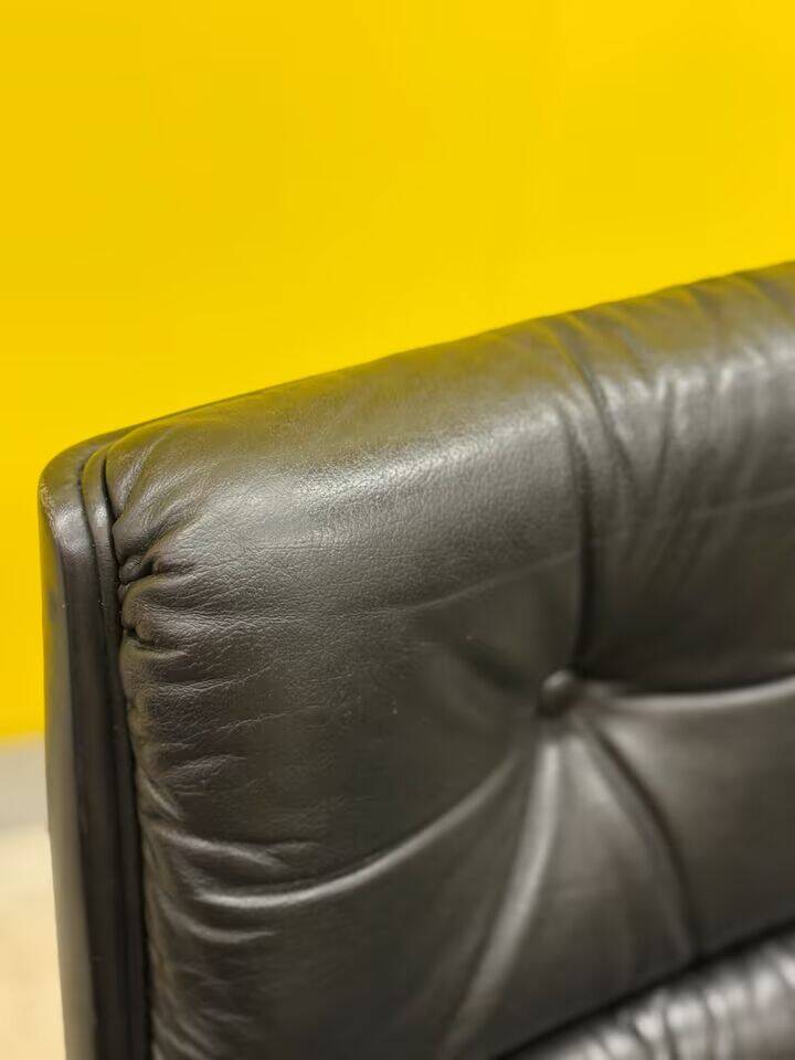 1970s Leather Swivel Chair Eurochair by Girsberger (Price for One)