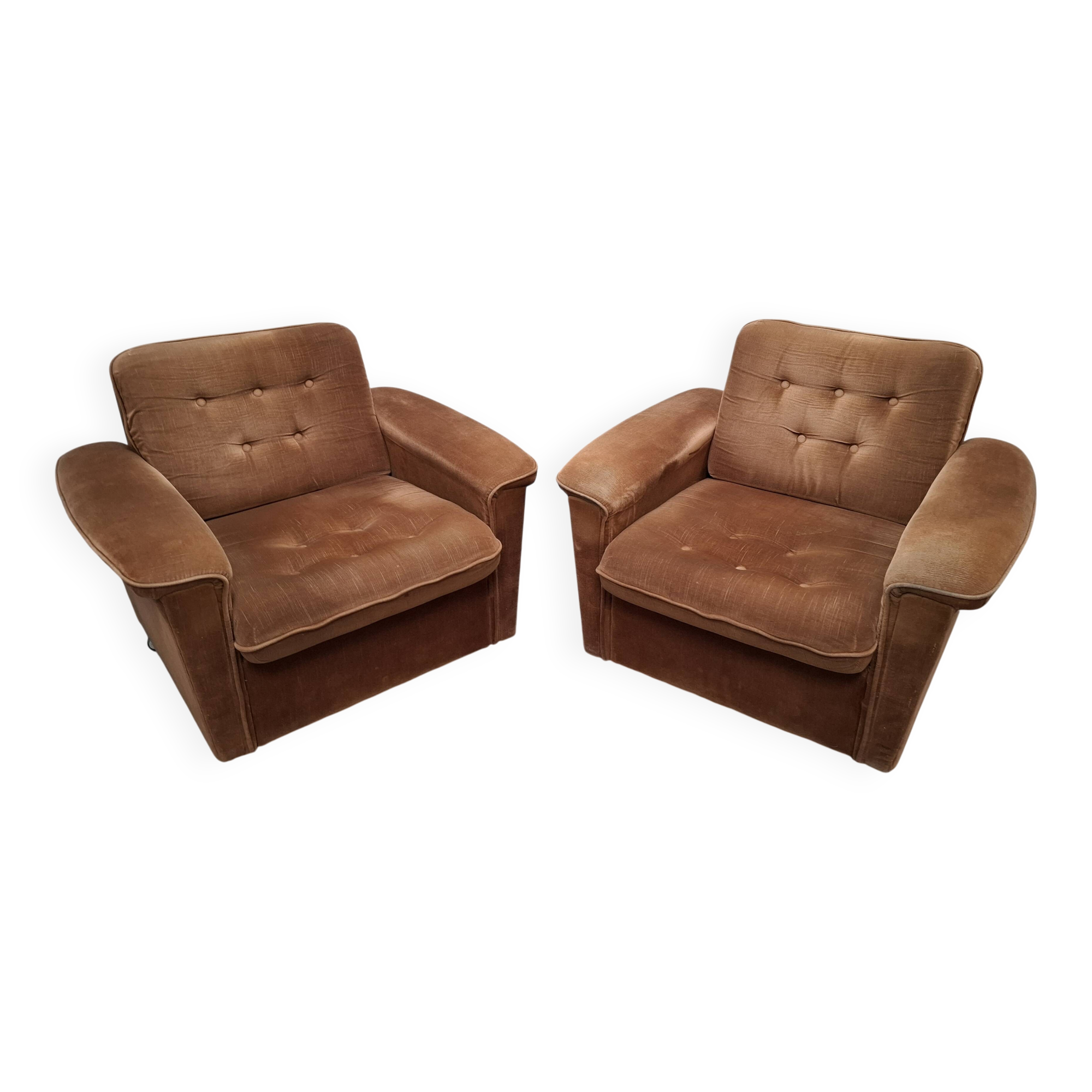 Pair of Mid-Century Modern Czech Lounge Armchairs with Rolling Casters
