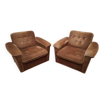 Pair of Mid-Century Modern Czech Lounge Armchairs with Rolling Casters