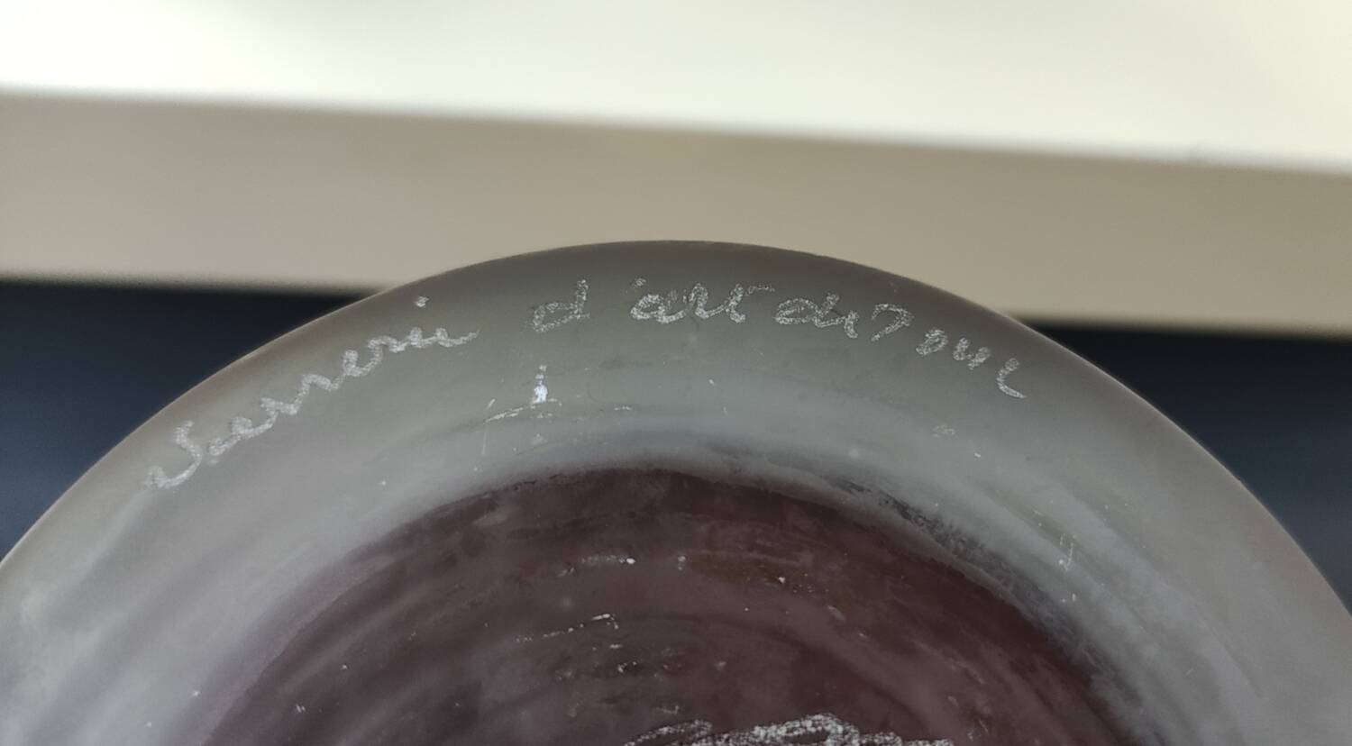 Floral design vase. Signed Verrerie d'Art de Toul. Unique piece, 27 cm