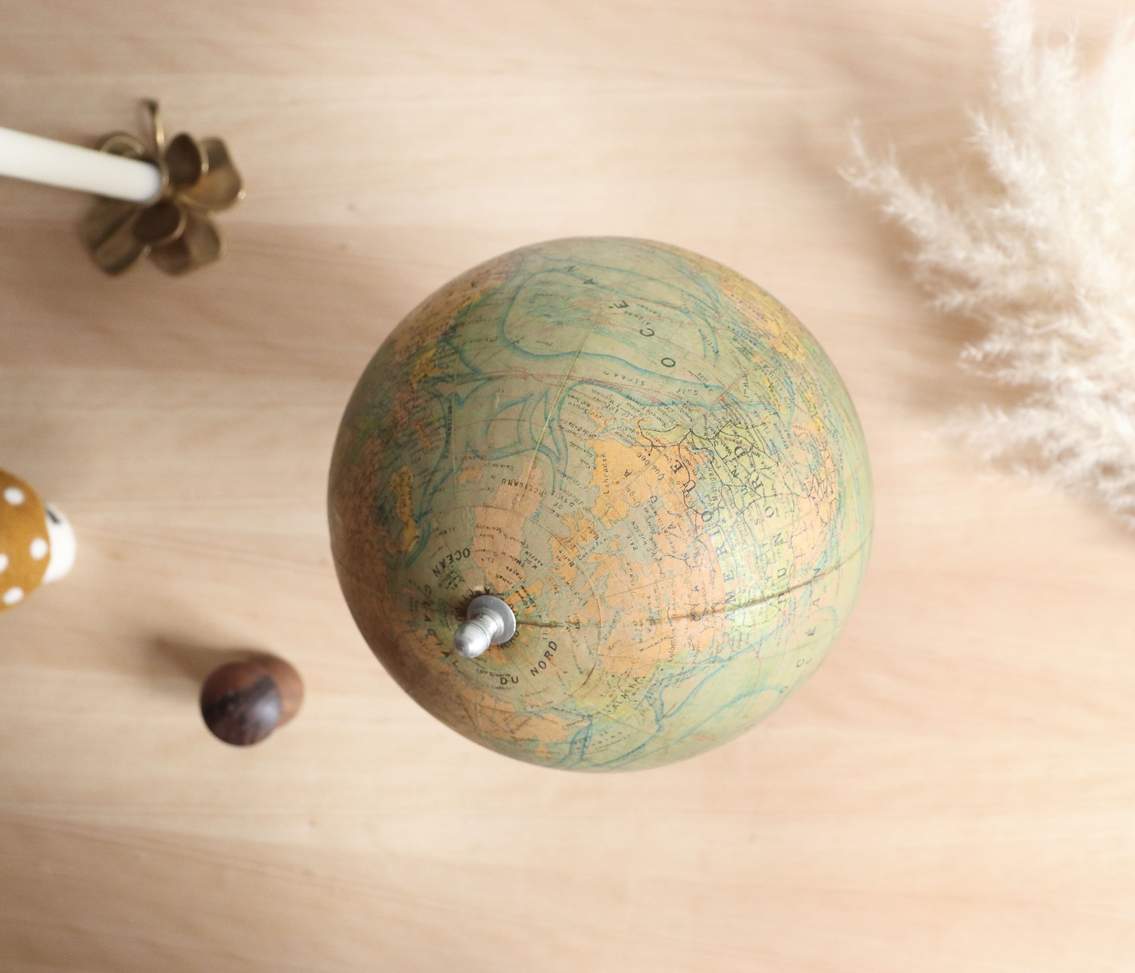 Globe world map J. Forest for Girard Barrère and Thomas on wooden base, 50s