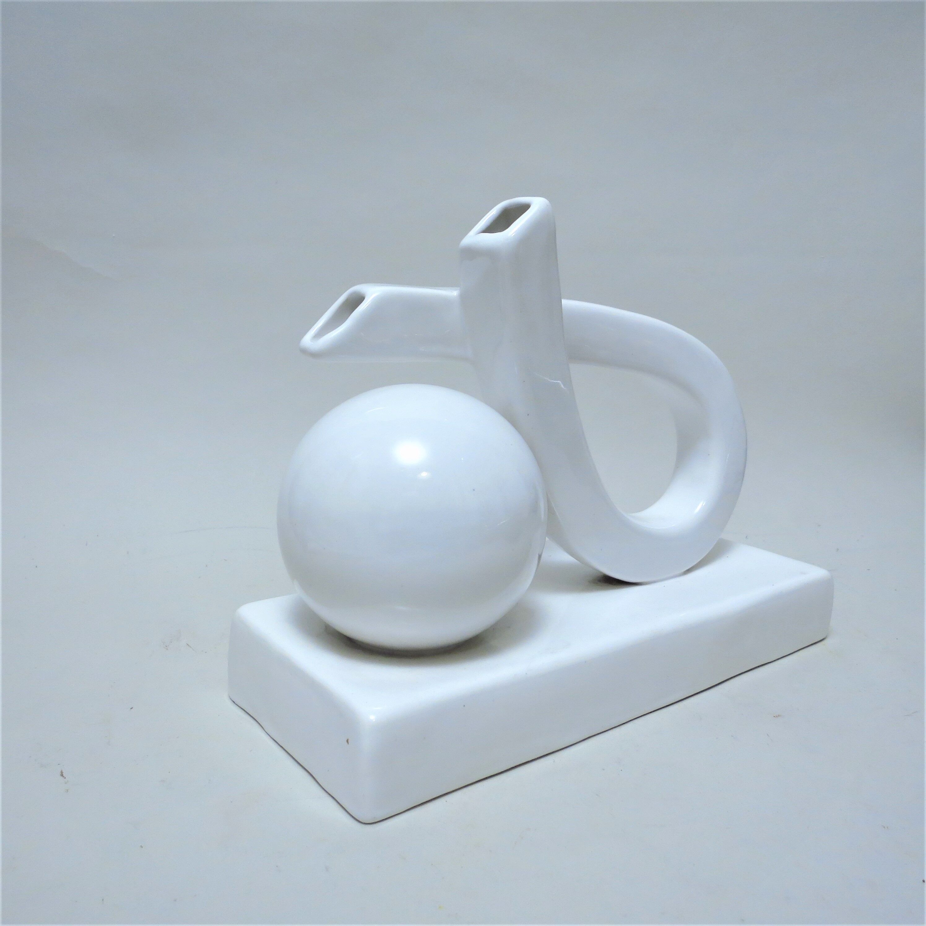 Vase modern sculpture Italy 60s