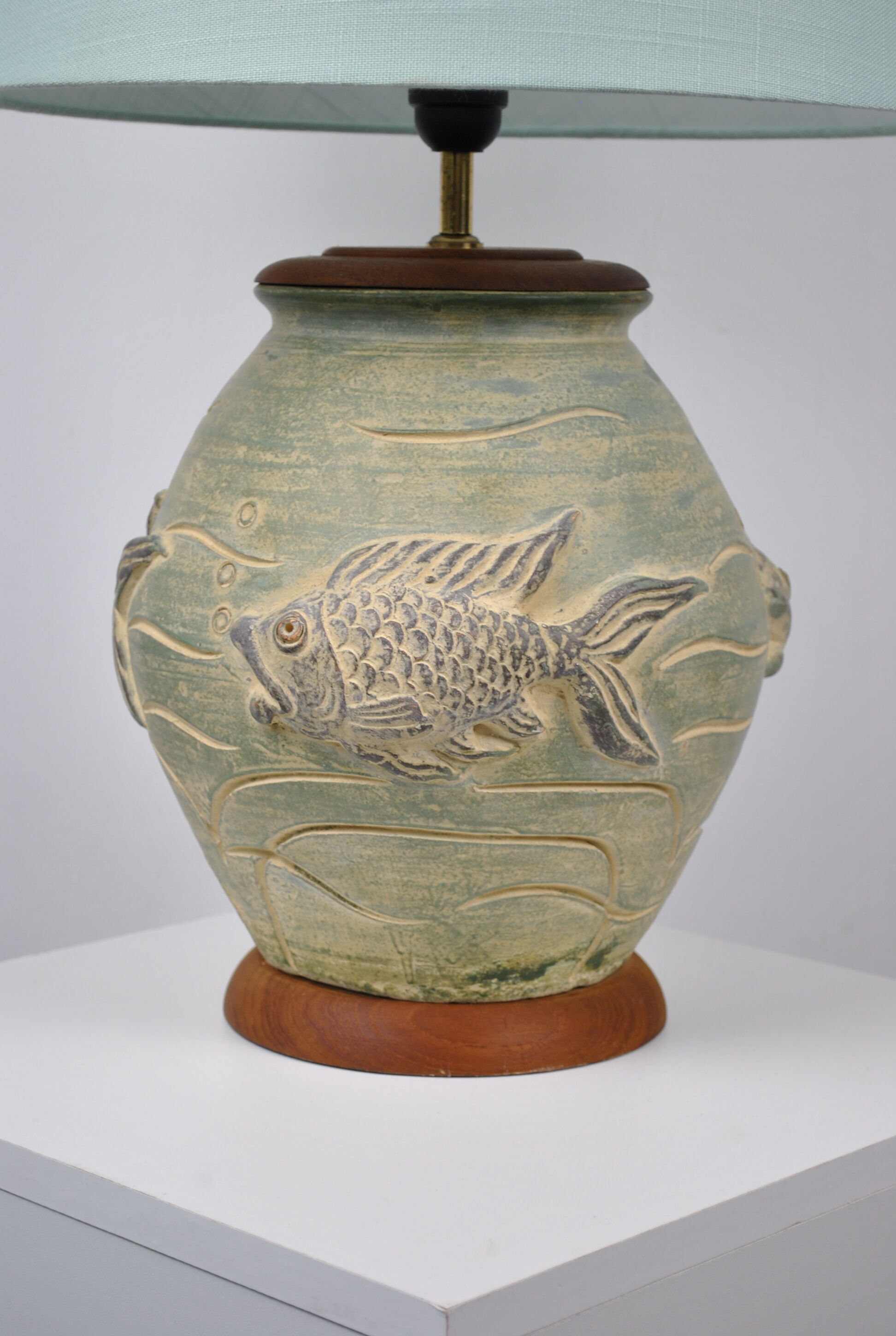 Ceramic lamp decorated fish in relief circa 1970