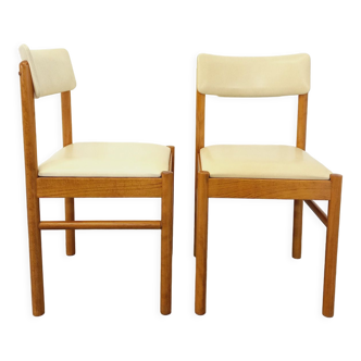 Paire de chaises vintage Baumann en bois et skai des années 70