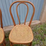 3 chaises de bistrot anciennes avec cannage