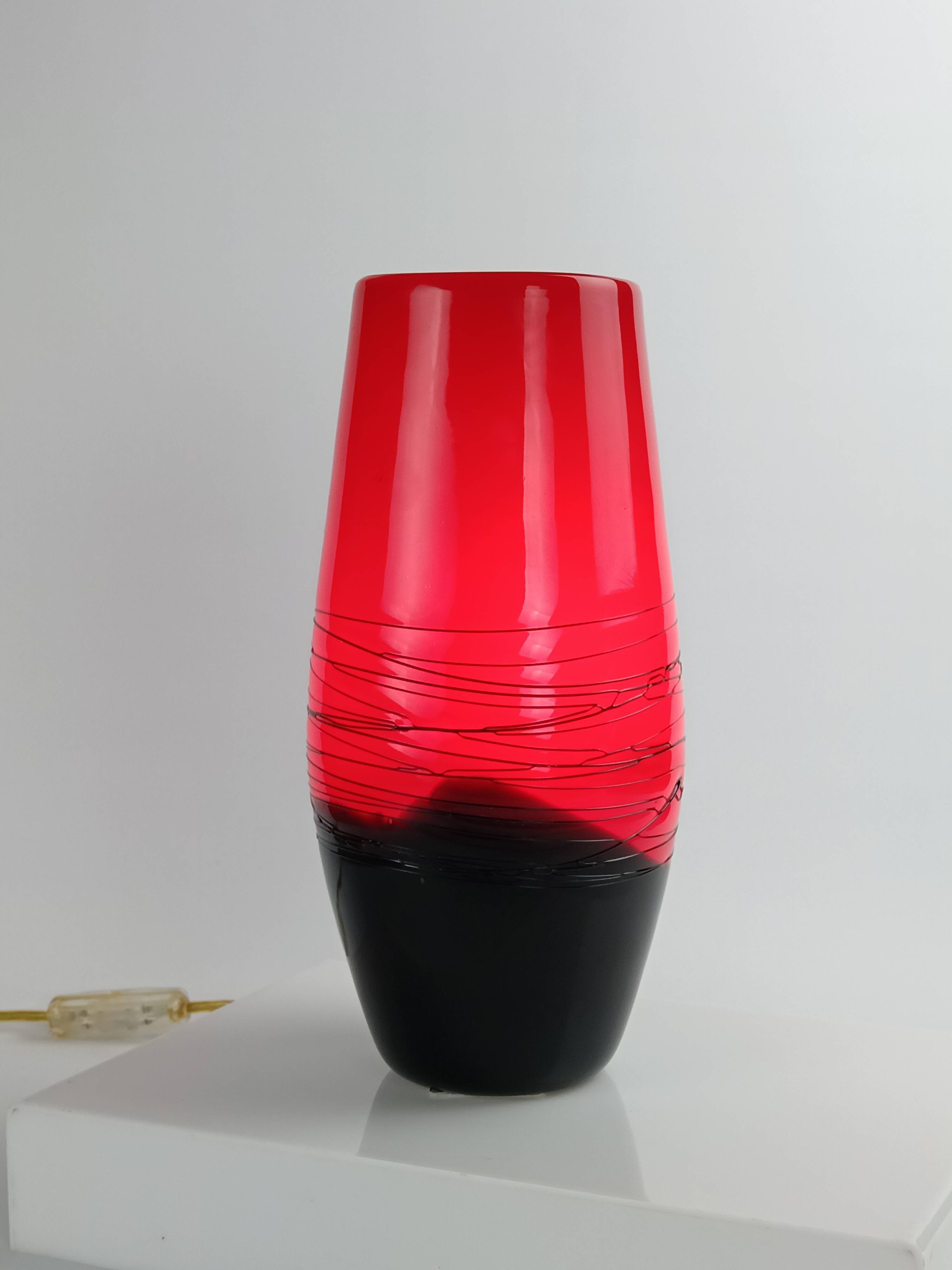 Vintage opaline glass shell-shaped lamp from the 1970s.