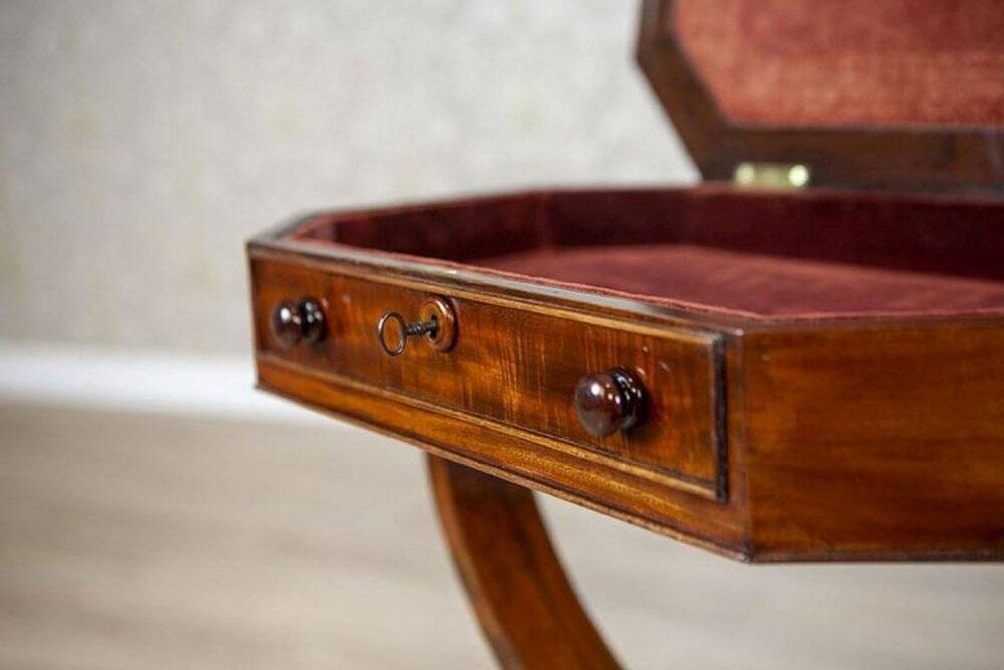 Victorian Mahogany Wood and Veneer Sewing Table, 1850s