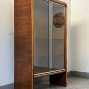 1940's Italian cabinet credenza bar display with glass door art deco style