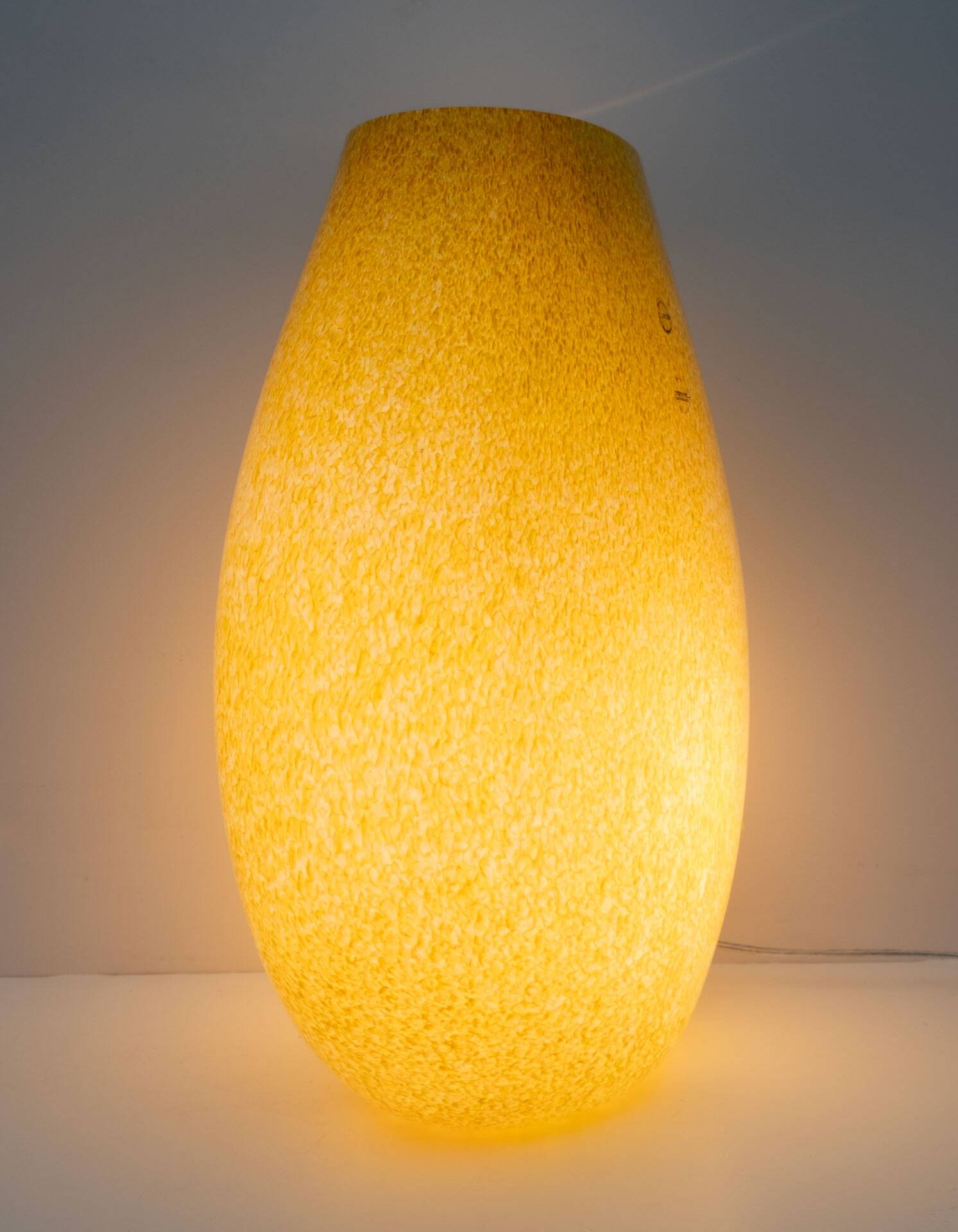 Modern Italian Murano glass table lamp "Pulegoso" by Carlo Nason
