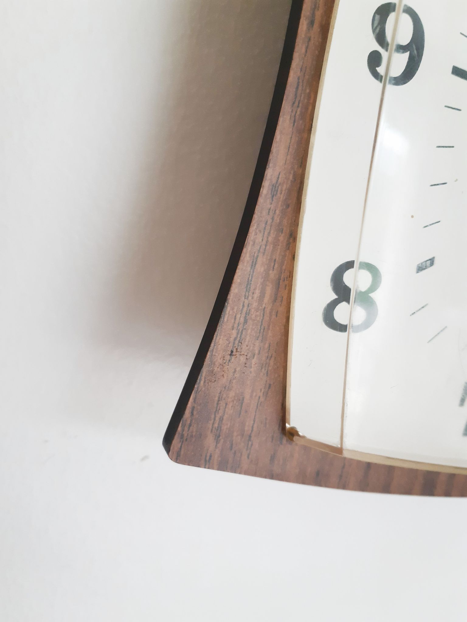 Calendar clock in brown formica, vintage, 50s, functional