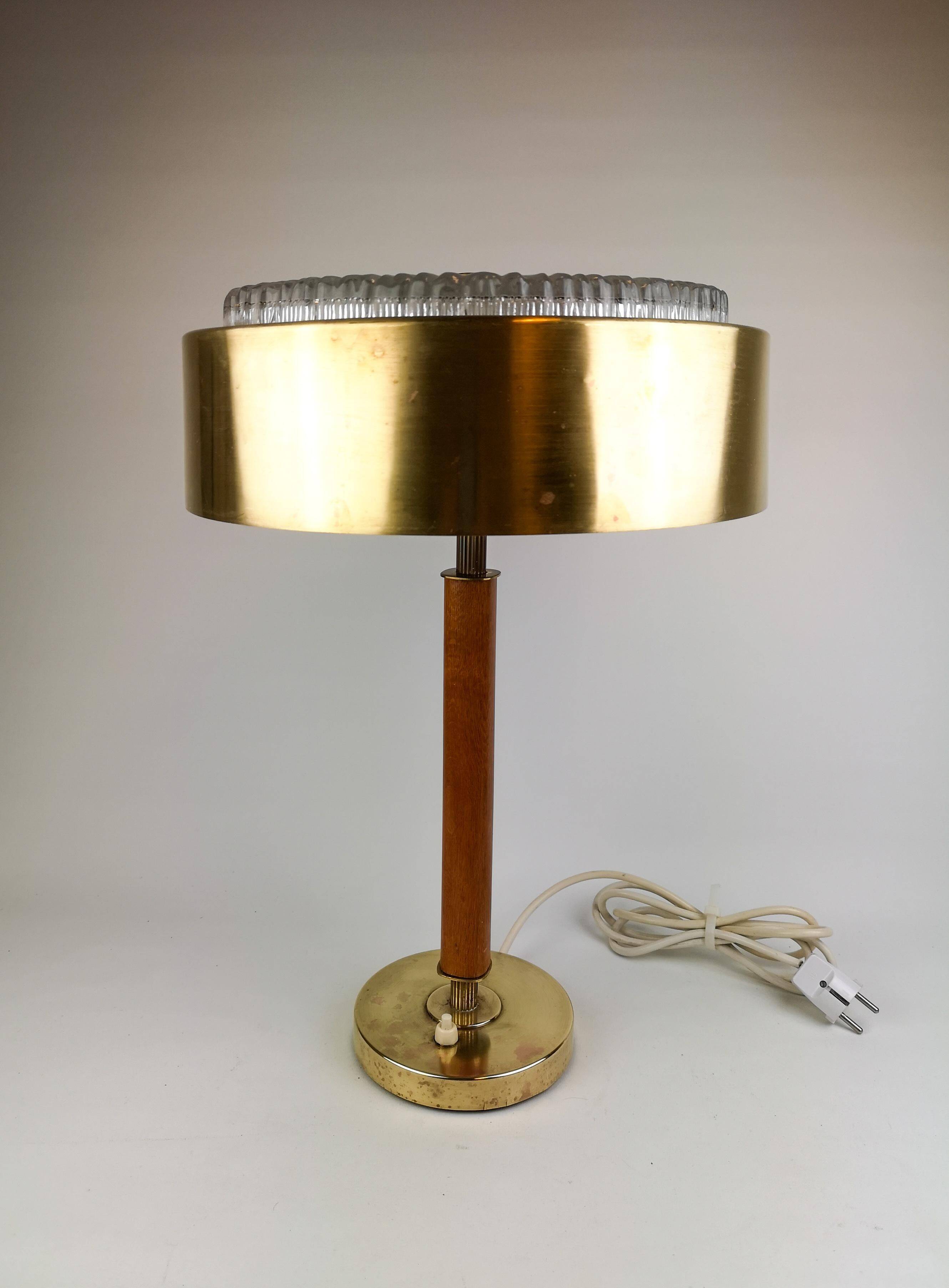 Mid-century Swedish table lamp in brass, crystal, and wood by Boréns.