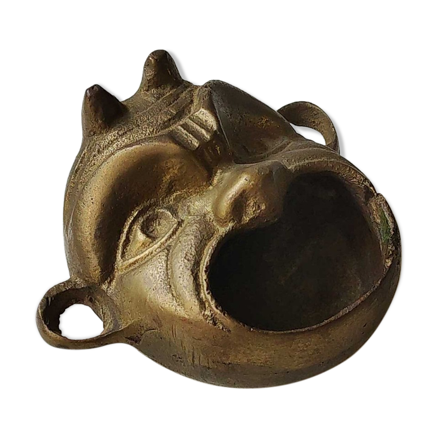 Ashtray/empty pocket devil's satyric head/diablotin, in bronze with golden patina. signed medina iran