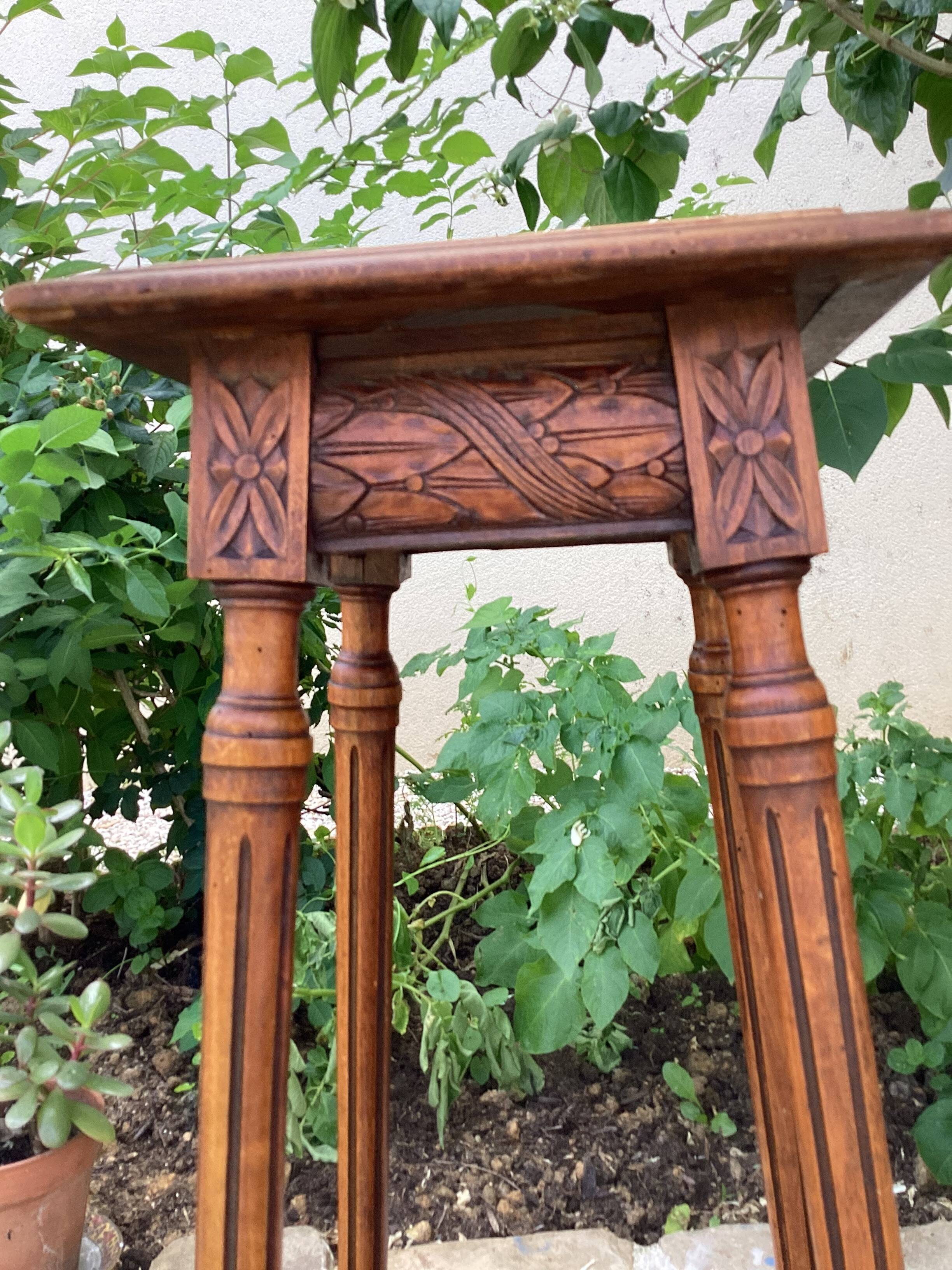 Art Deco wooden console table dimensions: height - 107 cm - width - 38 cm -