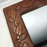 Espejo de pared de cuero. España, 1970s.