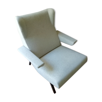 Fauteuil par Pierre Paulin