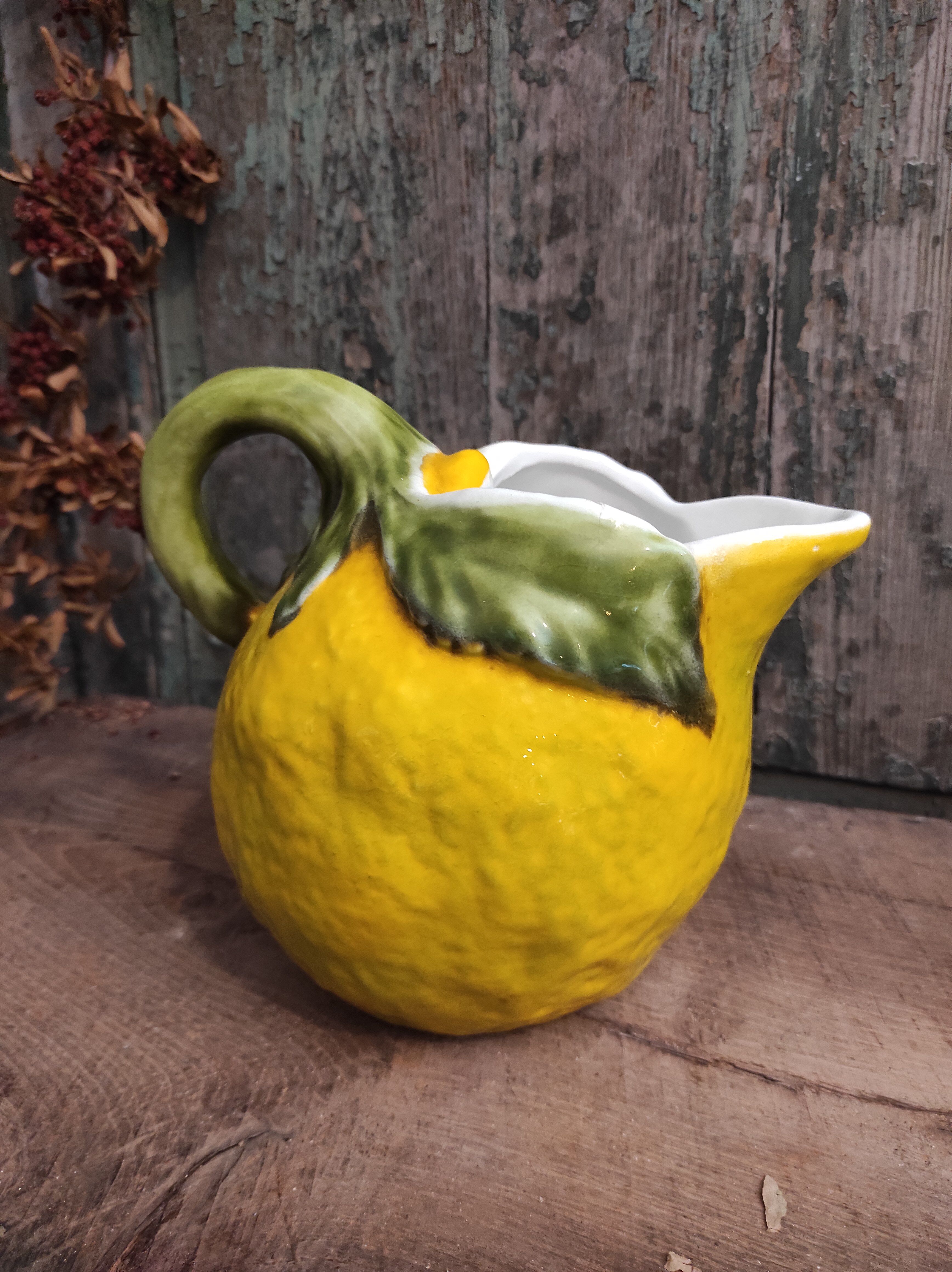 Cruche d’eau vintage en forme de citron
