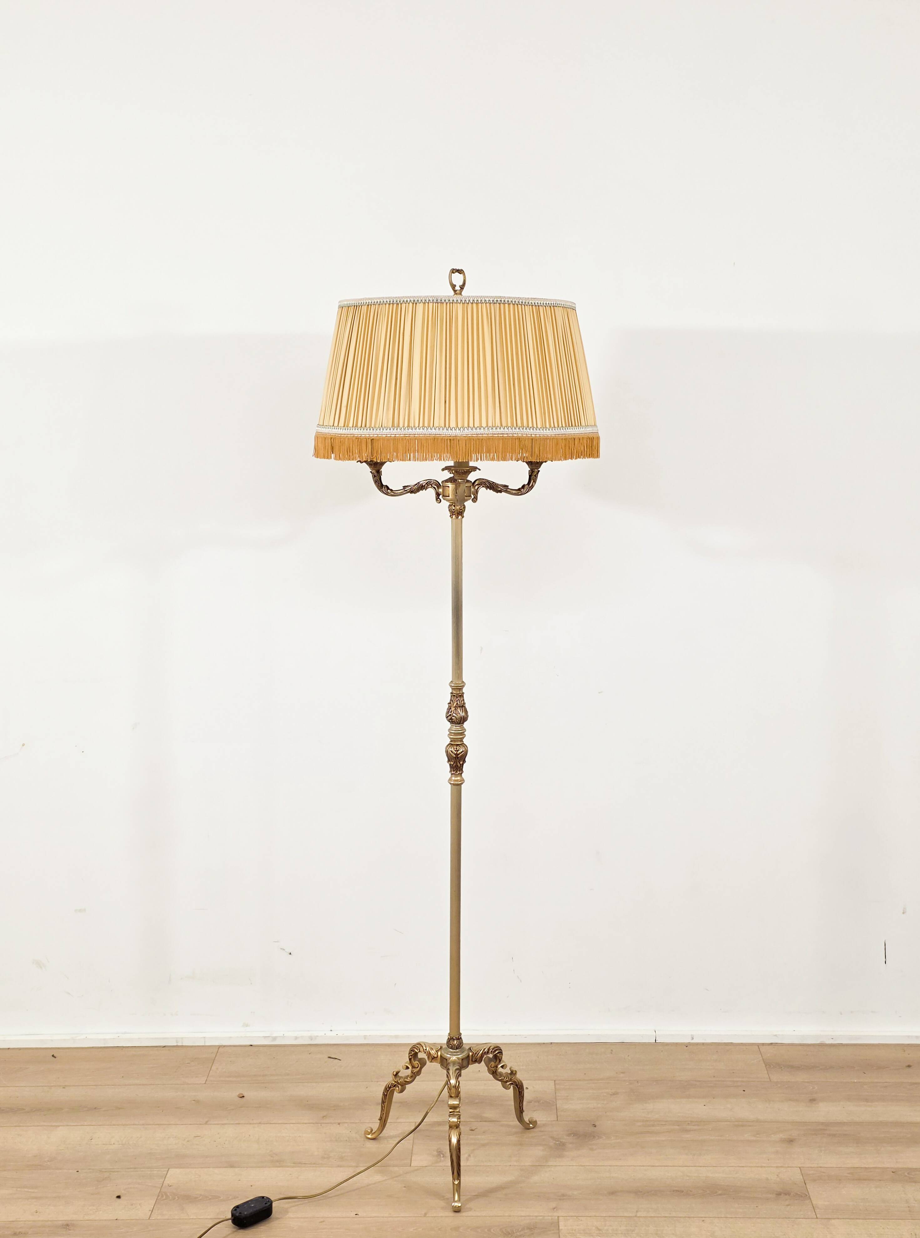 Golden floor lamp with pleated shade – Mid 20th century