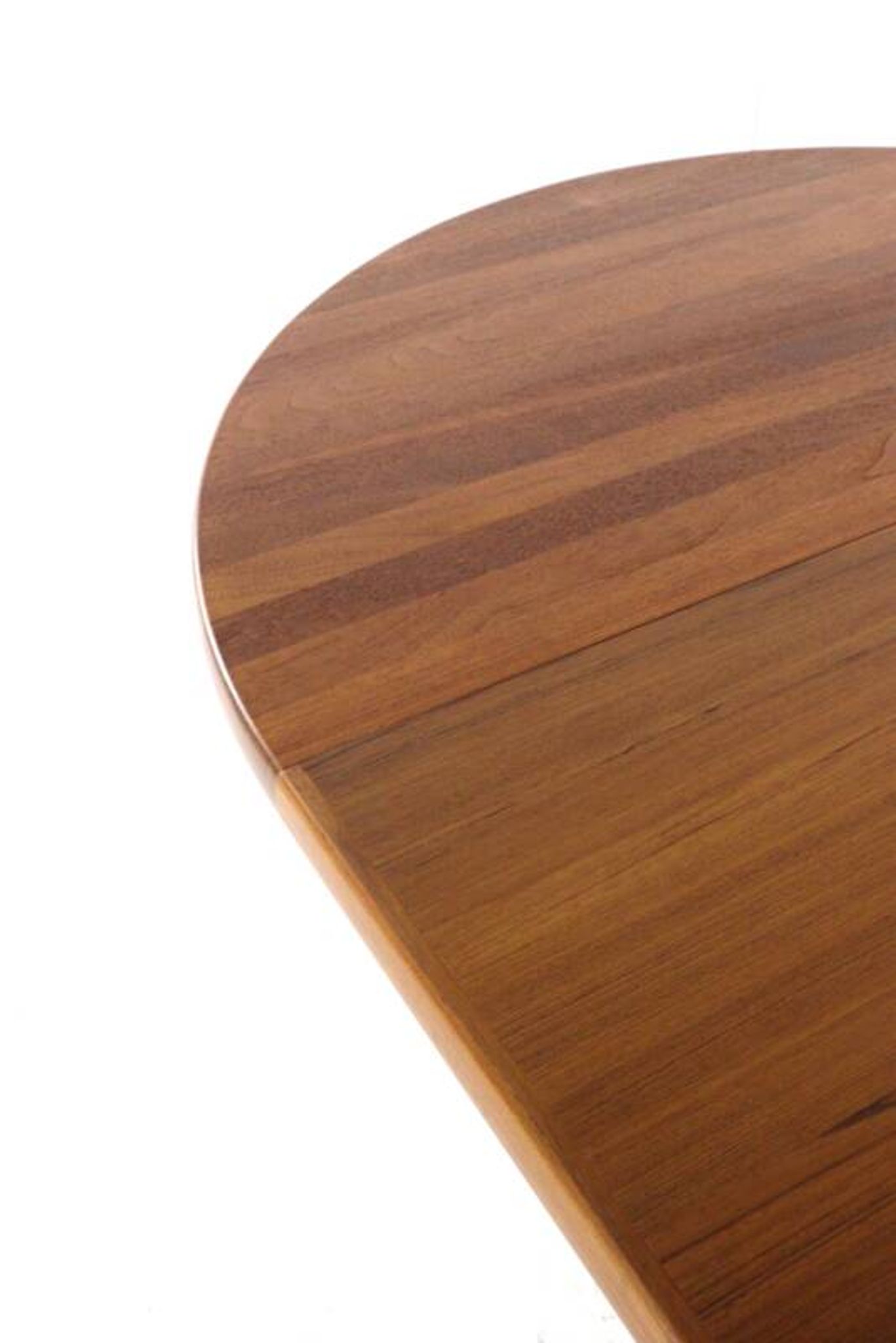 Gudme round extendable dining table 'Nabbe'