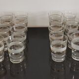 8 glasses with white granite strip and golden borders year 50's