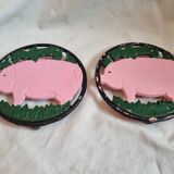 Cast iron underside, pink pig