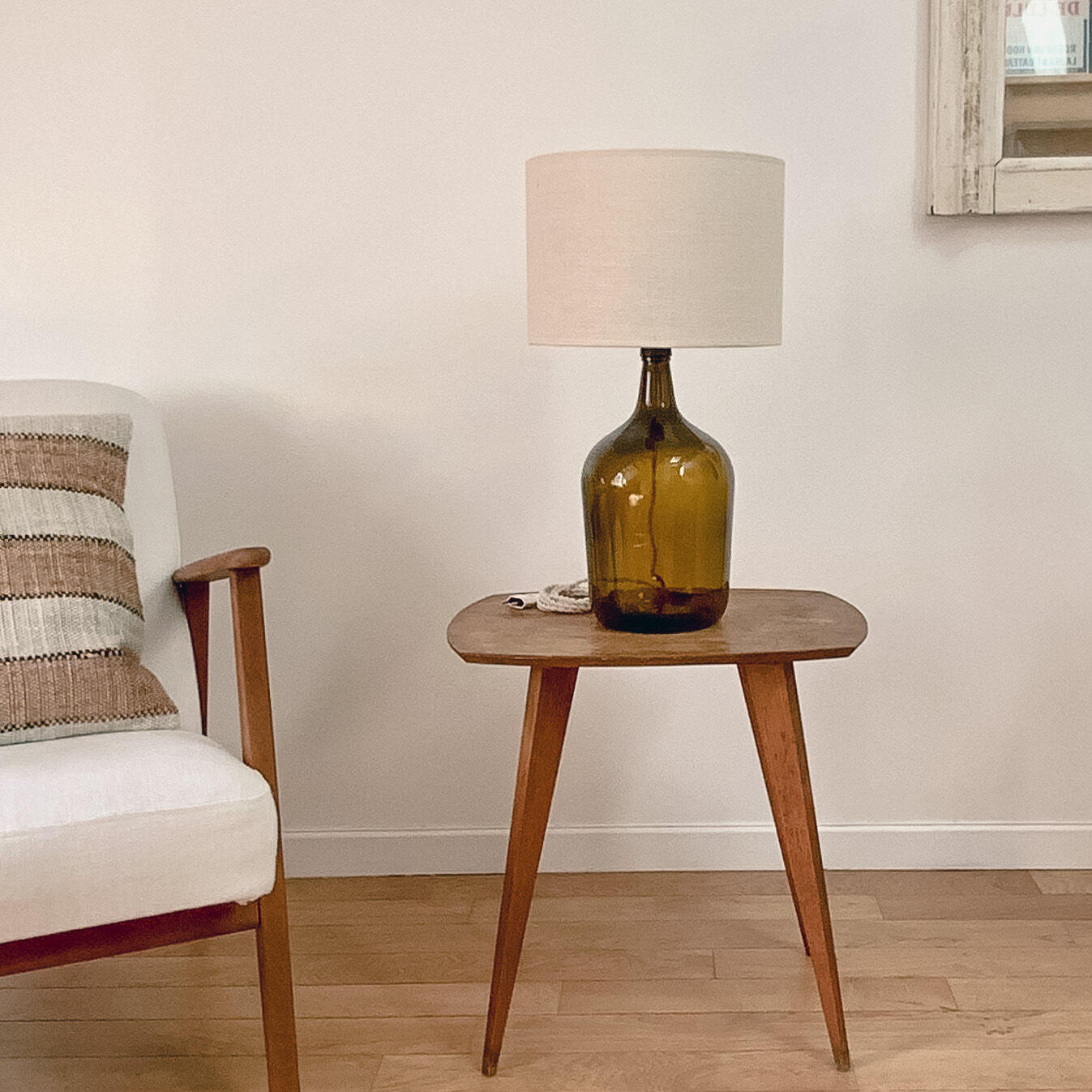 Lady Jeanne lamp and jute