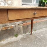 Farm table