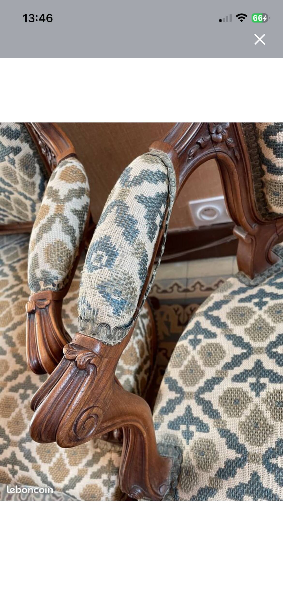 Louis XVI style salon: sofa and 2 cabriolet armchairs.