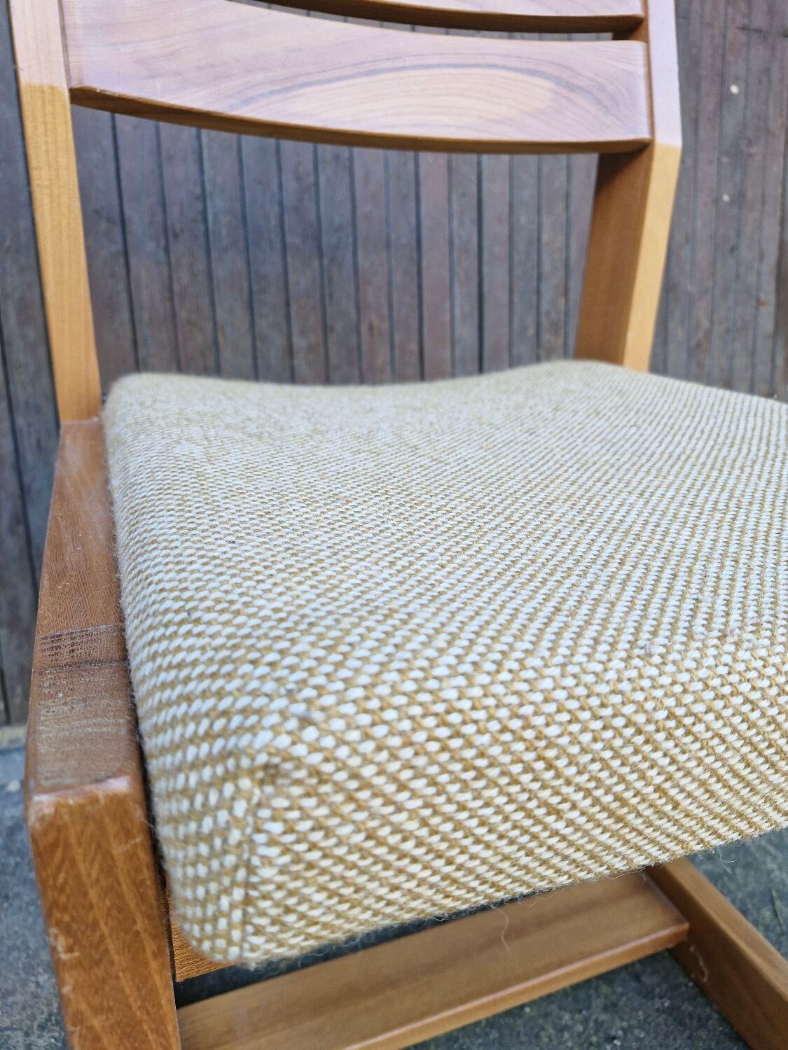 Maison regain set of 3 pieces in solid elm from the 70s and 80s.