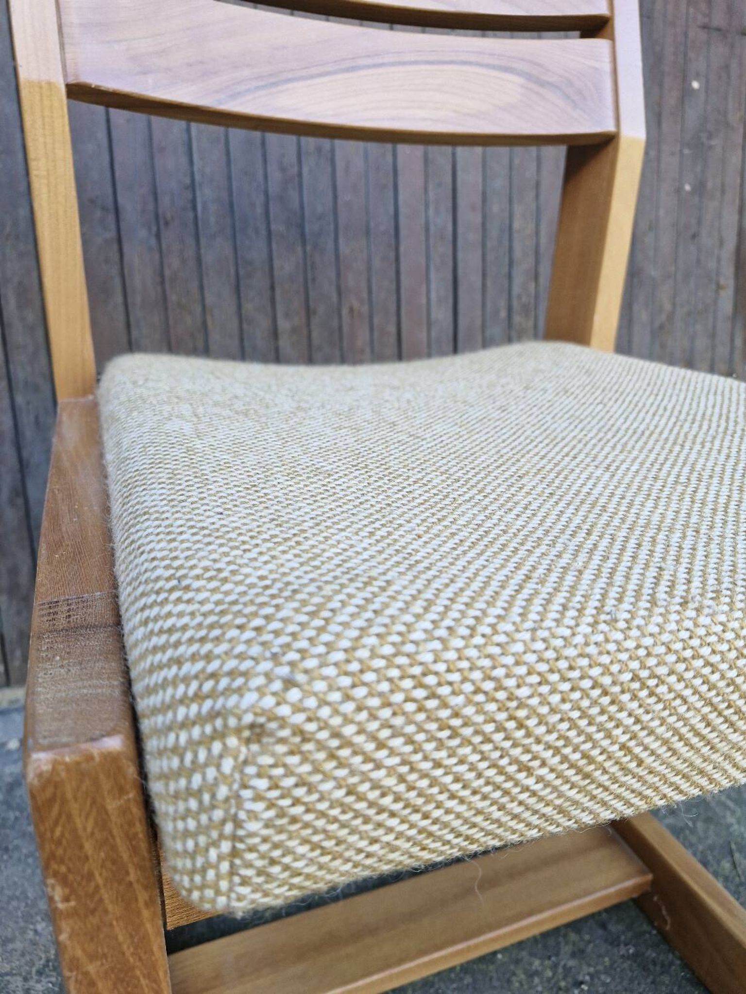 Maison regain set of 3 pieces in solid elm from the 70s and 80s.