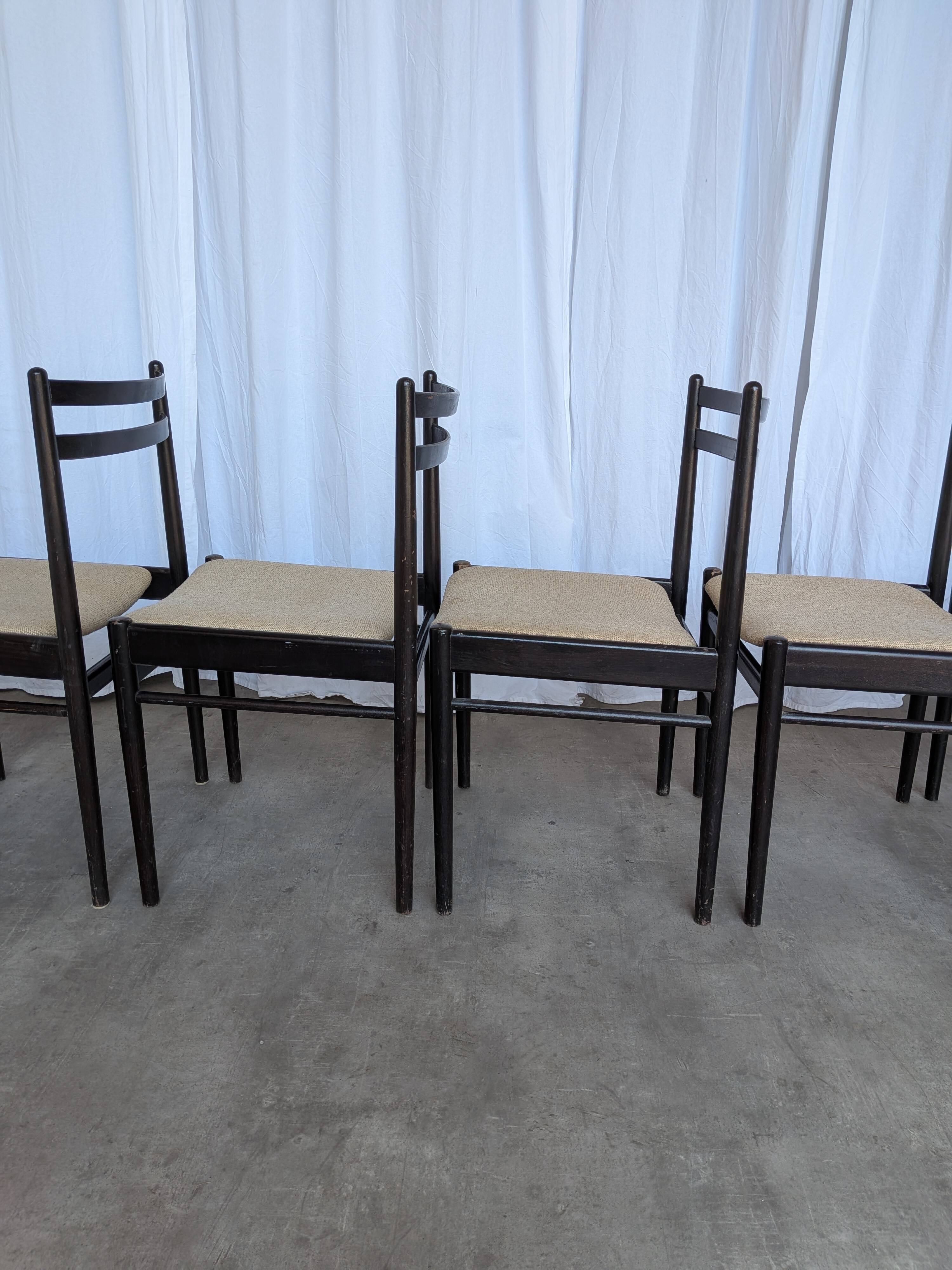 Ensemble de 6 chaises de salle à manger en bois de hêtre vintage / Style scandinave des années 50