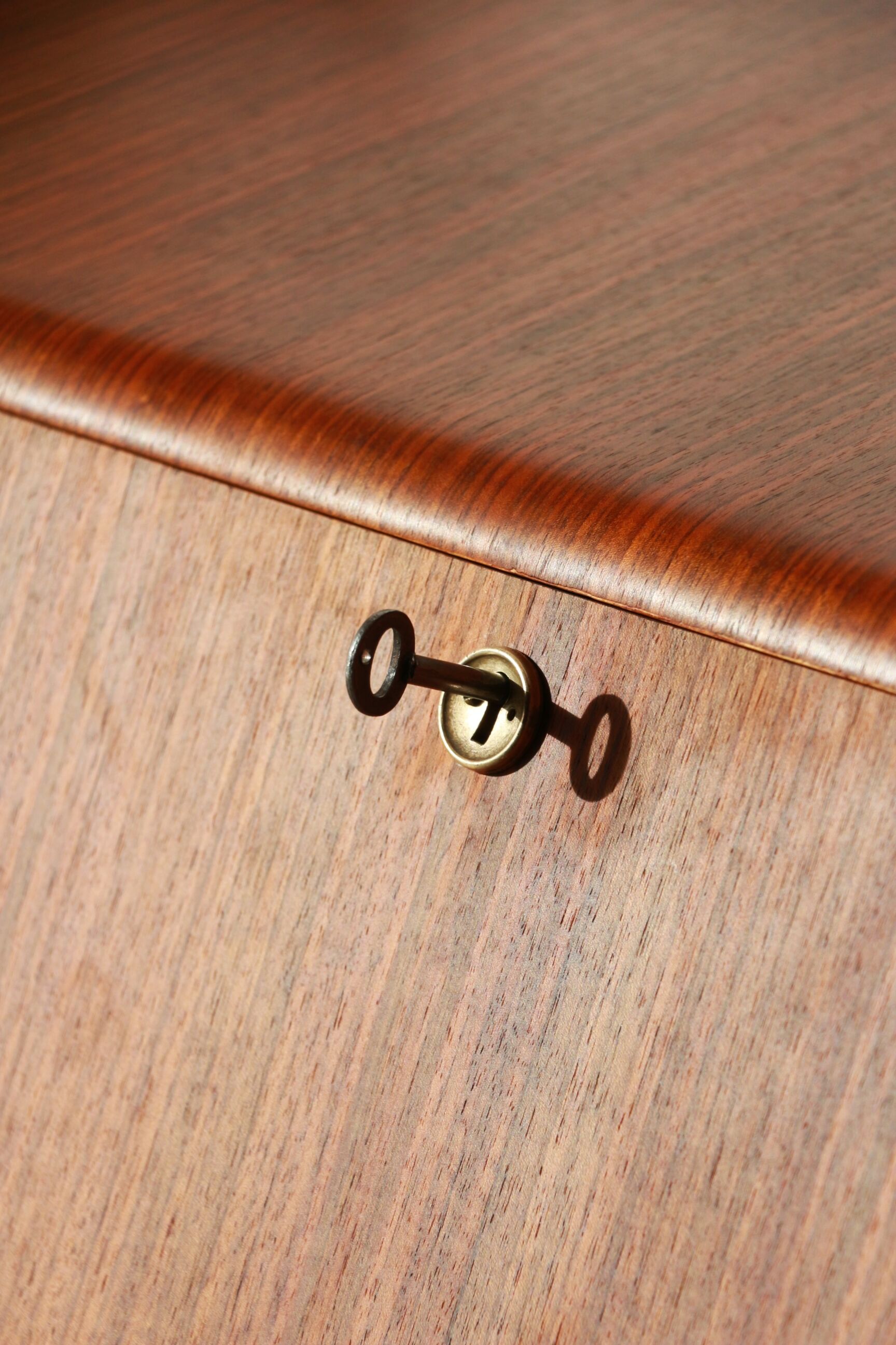 Secretary Beautility