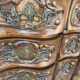 Commode arbalète